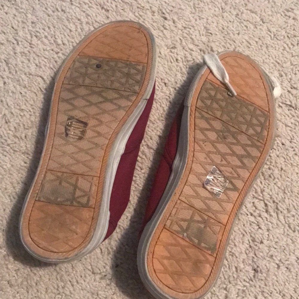 Shoe - Picture 2 of 2
